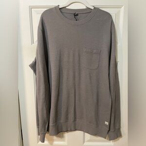 Vuori men’s XL long sleeve top with side zipper